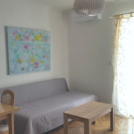 Magdalena As7 - With Two Terraces - Private Free Parking アパート ロヴィニ