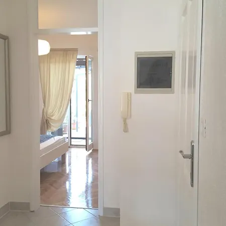 Magdalena As7 - With Two Terraces - Private Free Parking