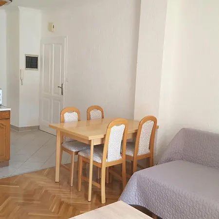 Magdalena As7 - With Two Terraces - Private Free Parking Apartment