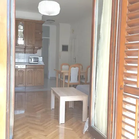 Magdalena As7 - With Two Terraces - Private Free Parking Apartman *